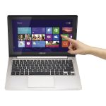 A világ egy érintésre van! Asus X202E